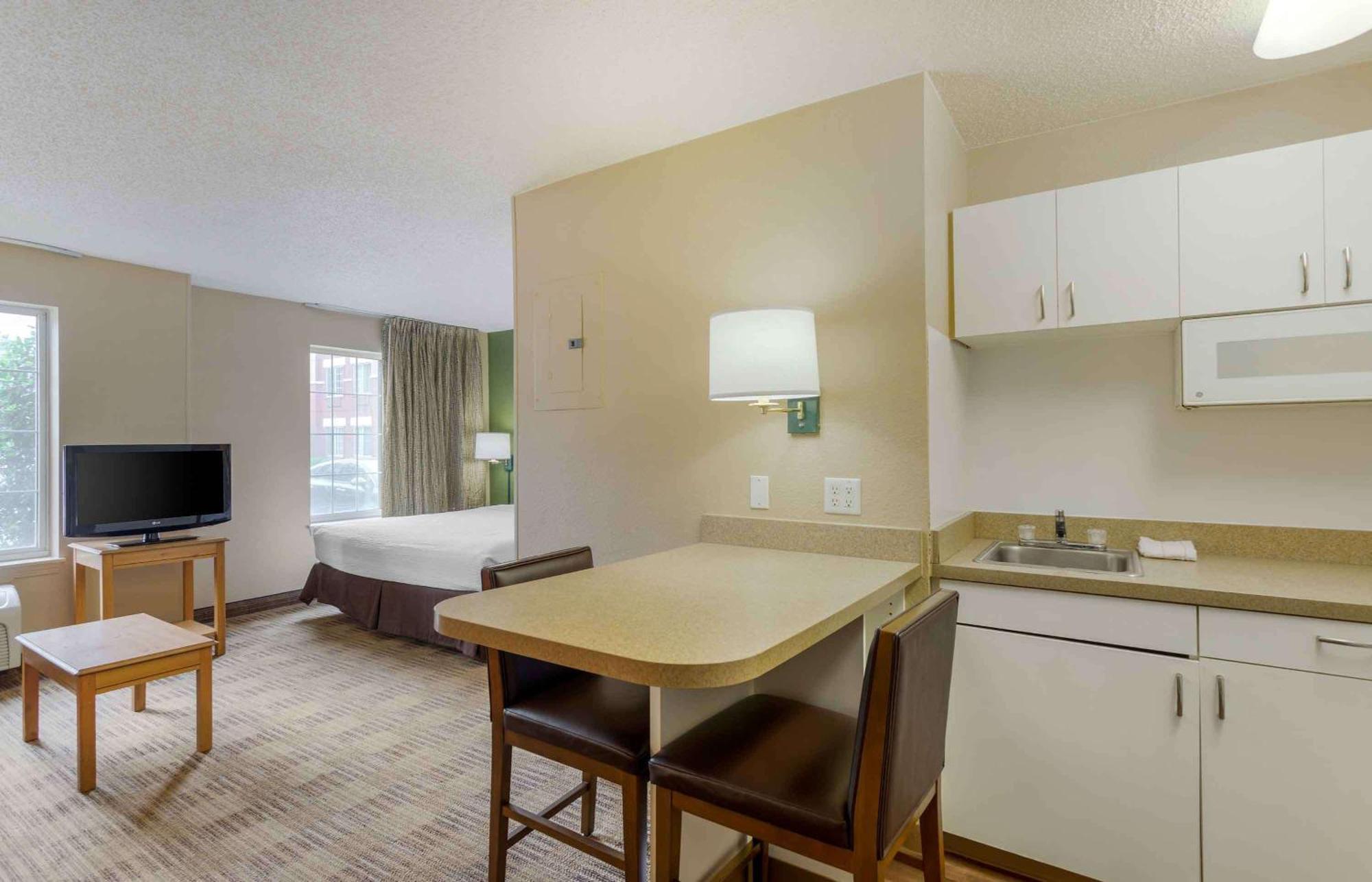 Hotel Extended America - - Germantown 2*
