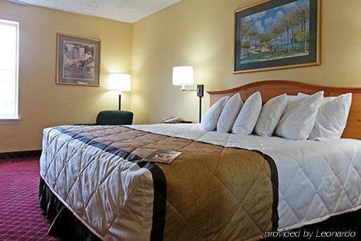 Extended America - - Germantown Hotel