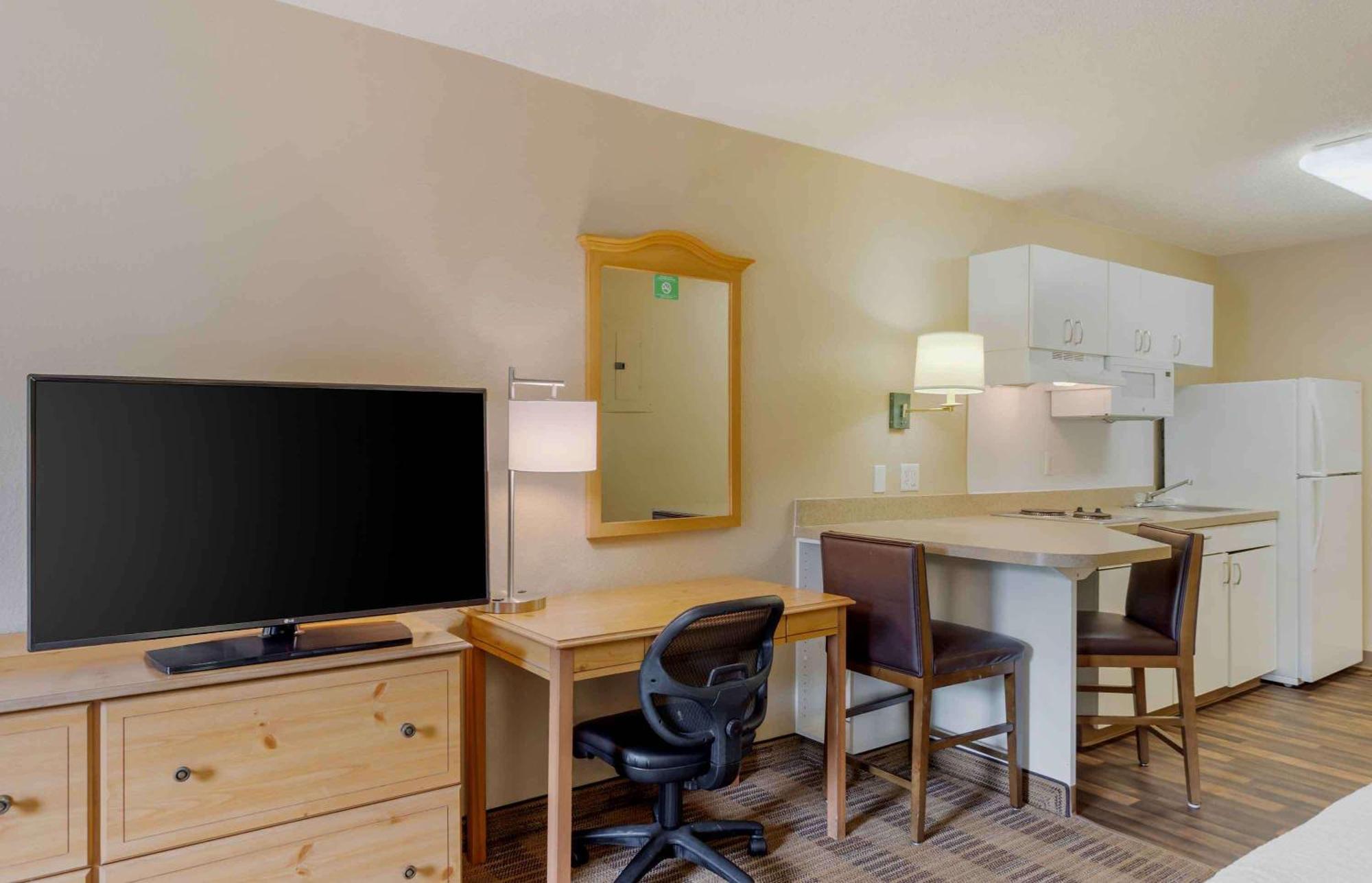 Hotel Extended America - - Germantown